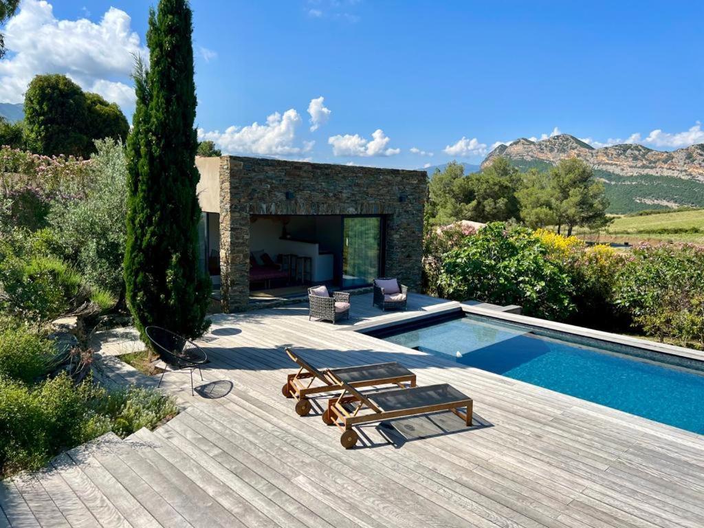 Studio Lamaroja Hotel Patrimonio Bagian luar foto